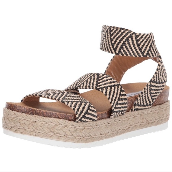 STEVE MADDEN KIMMIE FLATFORM - Picture 1 of 7